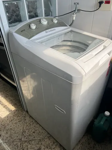 Máquina de Lavar 10kgs