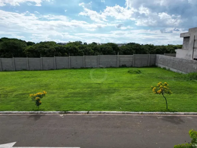 TERRENO NO RECANTO DOS JATOBÁS