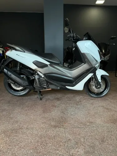 NMAX 160 -- (REPASSE)