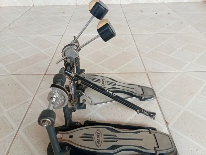 Pedal Duplo Bumbo