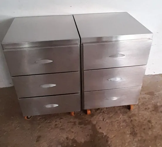 Dois gaveteiros aço inox