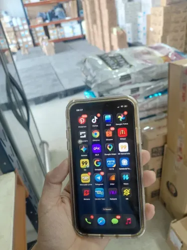 iPhone XR 