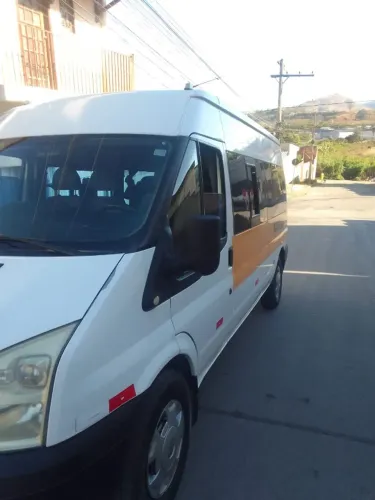 Ford Transit Furgão 2.2 Tdci Longa Diesel 2012
