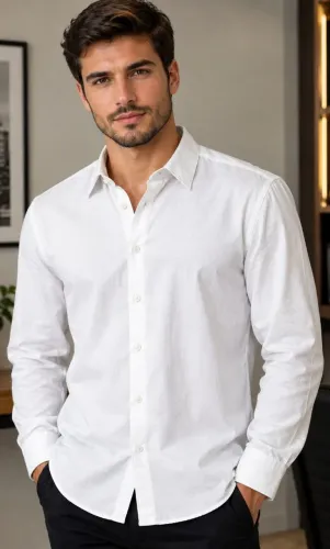 Camisa social da Calvin Klein branca tamanho G, bonita, elegante, bem confortável, macia.