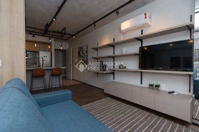 Descubra este encantador loft mobiliado para alugar, localizado na Avenida Ipiranga, no ba