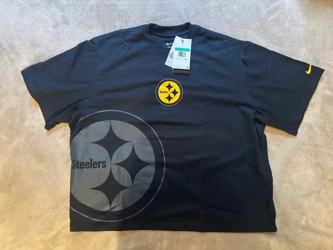 Camisa Boxy Pittsburgh Steelers Nike Feminina - Preta - XG