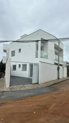Duplex para venda tem 64 metros quadrados com 2 quartos em Rasa - Armação dos Búzios - RJ