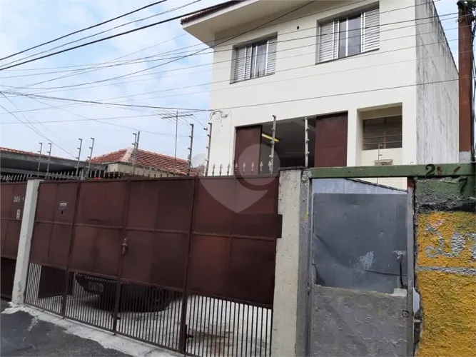 Sobrado venda ou locação HORTO com 254m2, 4 quartos, 2 sala, 2 cozinha, quintal e 3 vagas