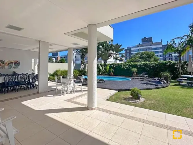 Jurerê Internacional - Casa - 5 suítes - Florianópolis - Santa Catarina - SC