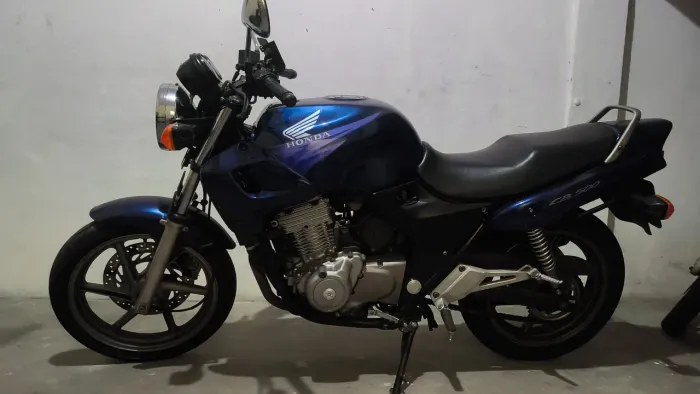 CB 500 - 2001