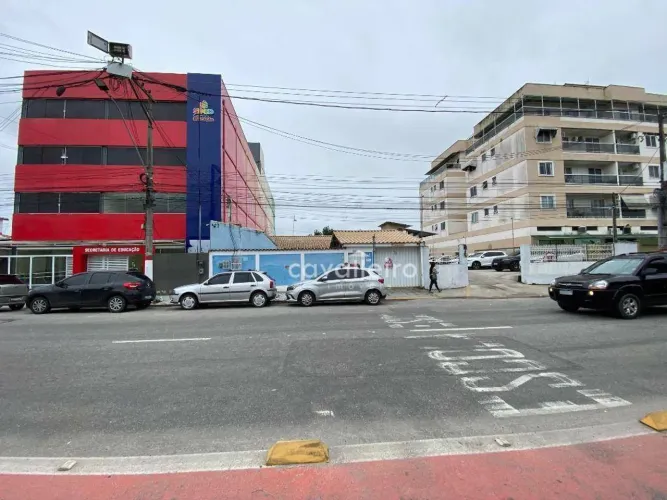 CASA COMERCIAL NO CENTRO DE MARICÁ - RUA DA IGREJA MATRIZ; venda por R$ 3.000.000 ou alugu