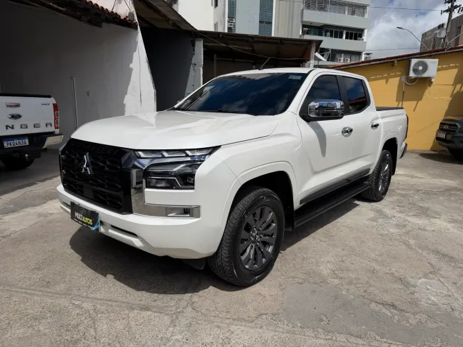 Mitsubishi TRITON HPE 2.4 CD 4X4 TB Diesel Aut. 2026
