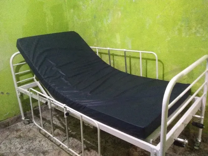 Cama hospitalar manual, resistente, conforto e segurança 