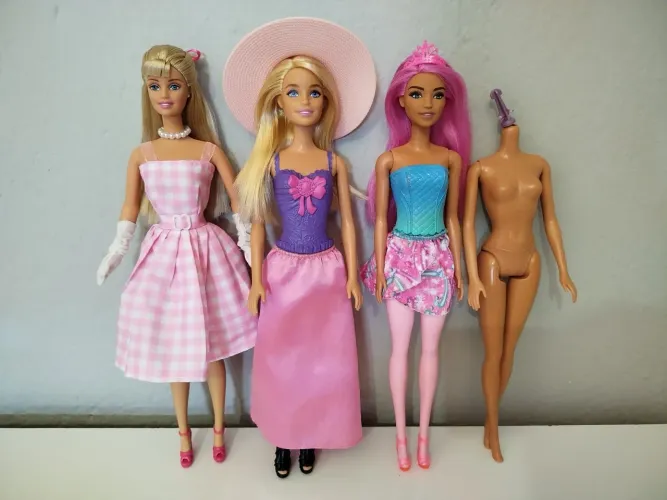 Lote de Barbie