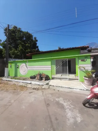 Casa em Rua tranquila 