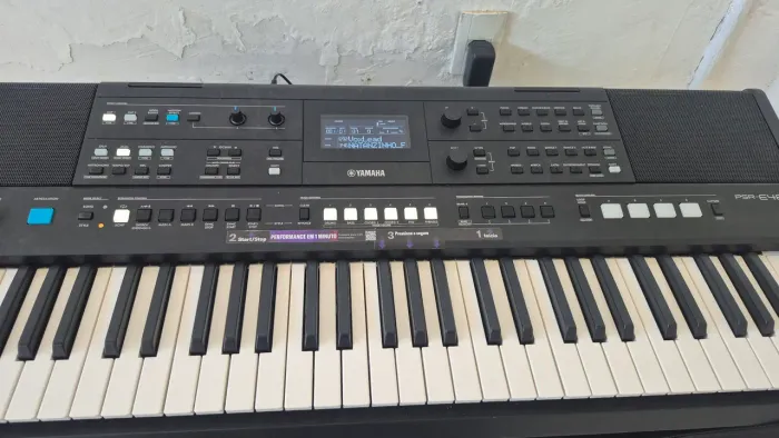 Teclado Yamaha Psr-E483