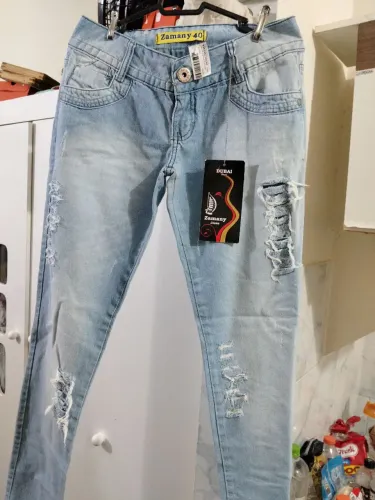 Calça jeans tamanho 40 nova nunca usada