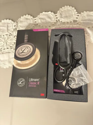 Estetoscópio 3M? Littmann® Classic III?