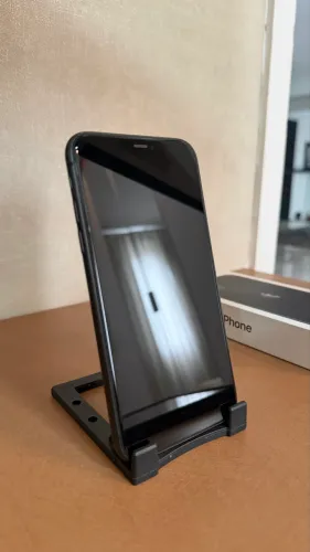 iPhone 11 preto 64gb - bateria 80%