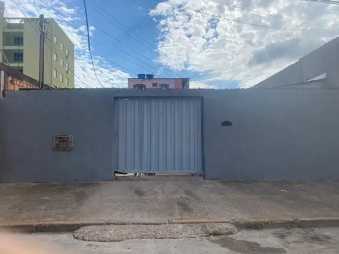 QNN 2, Ceilândia Centro - Lote com duas kitnets, próximo ao metrô