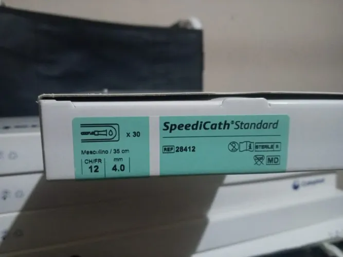Cateter sonda Speedicath masculino coloplast Ch 12 _caixa com 30 unidades