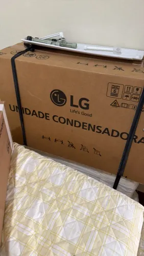 2 Ar Comdicionado Inverter LG Completos - Novíssimo