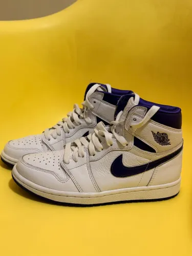 Air Jordan 1 purple