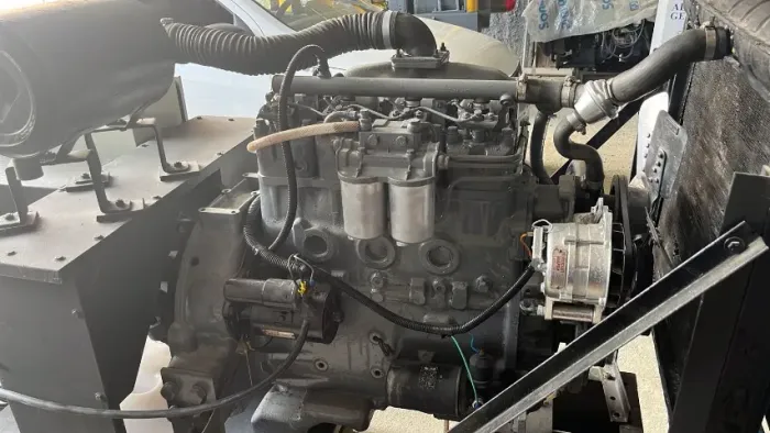 Gerador 55/50 kVA (55kVA/50kVA)