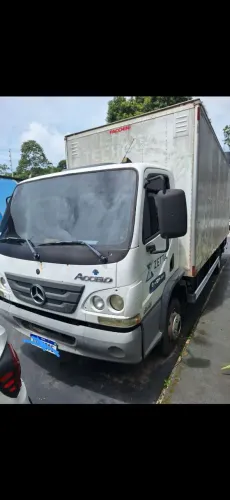 Mercedez Benz Accelo 2018 com Baú 6.20