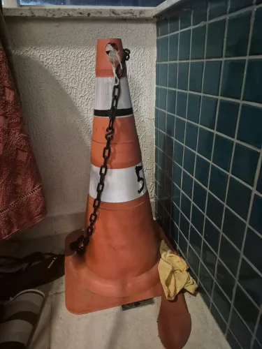 Cone trânsito 