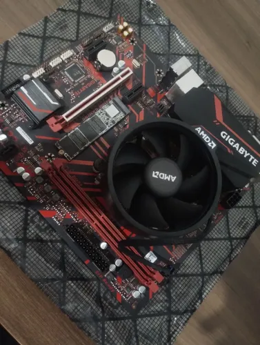 KIT GAMER: Processador AMD + Placa mãe AM4