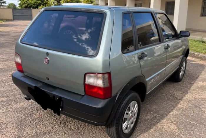 Fiat Uno Mille WAY Economy 1.0 F.flex 4P 2011