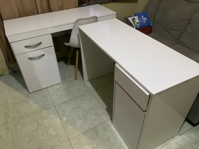 Mesinha para escritório 400 cada uma