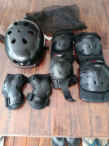 kit  capacete Traxart intermediário + proteção 