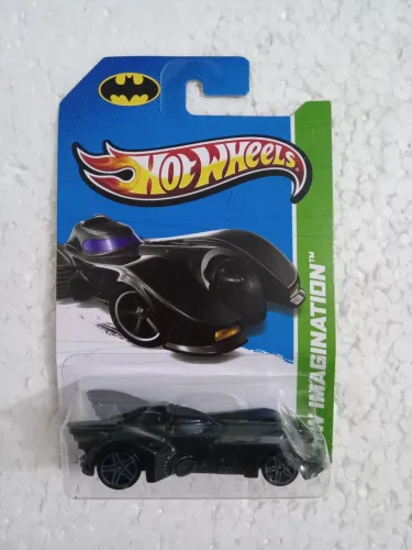 Hotwheels Batmobile 2013