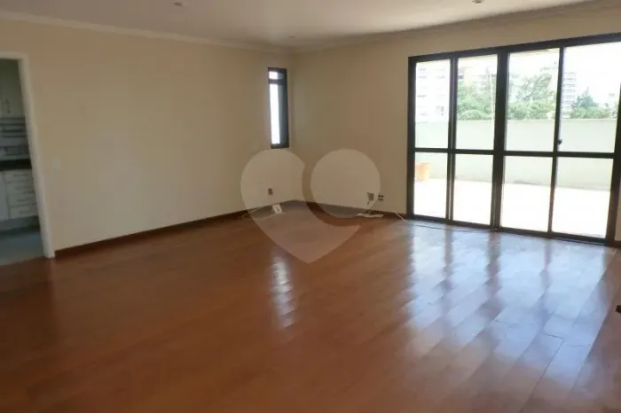 Cobertura à venda com 3 quartos, sendo 1 suíte, no condomínio Noble Maison, São Paulo - SP