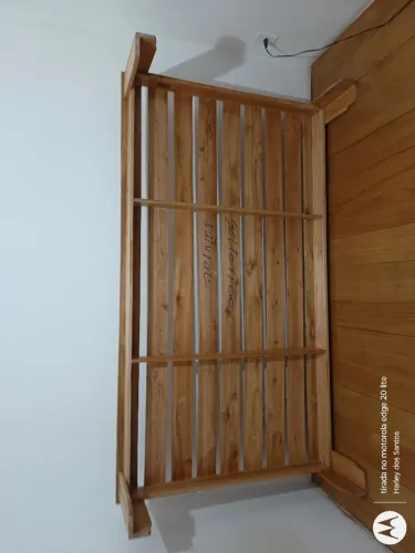 Cama Solteiro King Oriental Penafort 110x198x25 de madeira