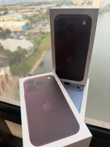 iPhone 18 Pro 256GB - Bordô