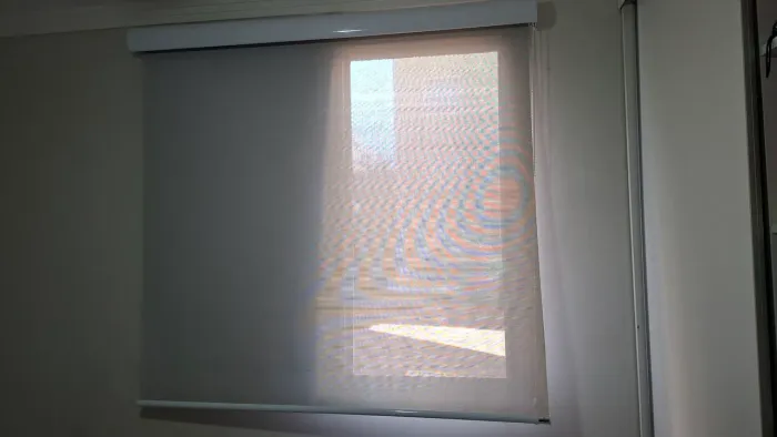 Persiana Rolo Bem Conservada 1,35 X 1,35 mts
