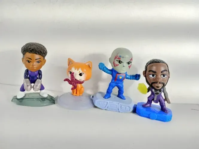 Lote 4 Bonecos Marvel Mcdonalds As Marvels E Guardiões 2023
