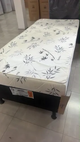 Cama de solteiro $370