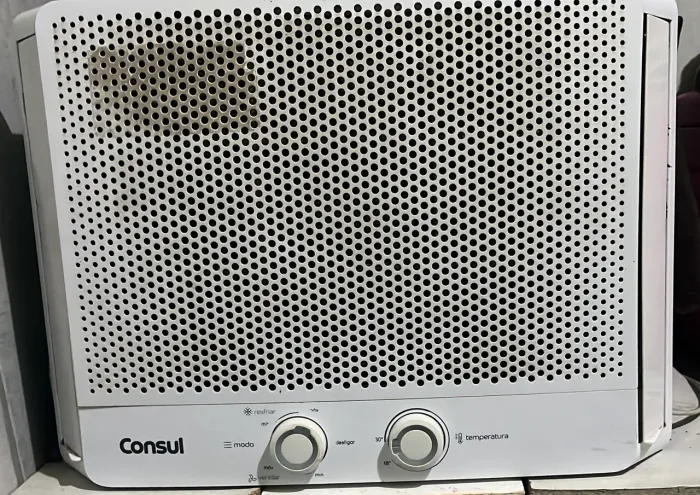Vendo um ar condicionado 