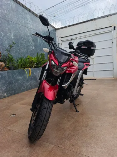 Fz25 fazer 250 ano 18/19 - novíssima, baixo KM