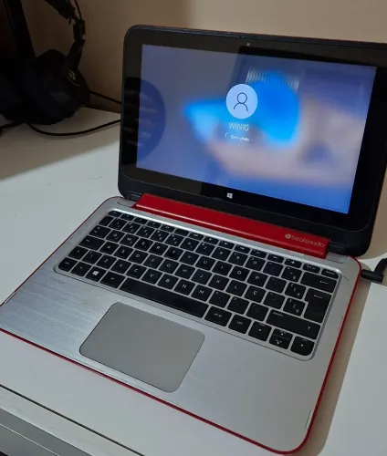 Notebook HP Pavillion N026br Intel Celeron 4gb 500gb Led 11.6
