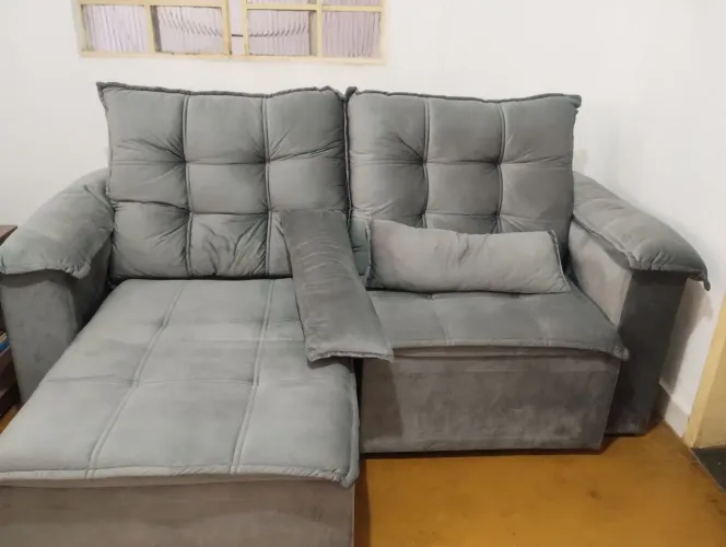Sofá retrátil
