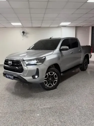 Toyota Hilux CD SRX Plus 4X4 2.8 TDI Die. Aut. 2021
