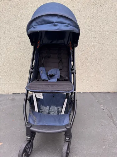 Carrinho de bebê