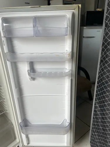 Geladeira cônsul frosfree