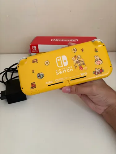 Nintendo Switch Lite Amarelo Defeituoso