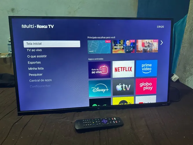 Tv multi Roku smart 32 perfeita 